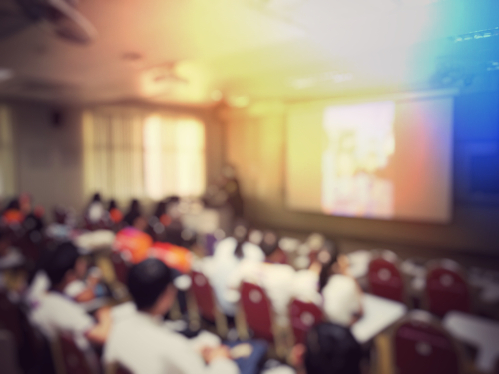 Blurred,Image,Of,Education,People,And,Business,People,Sitting,In