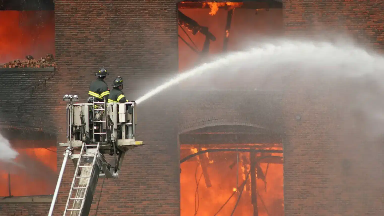 The NYU Tandon School of Engineering has reported that its Fire Research Group has developed an artificial intelligence system that can detect fires and smoke in real time using existing CCTV cameras.