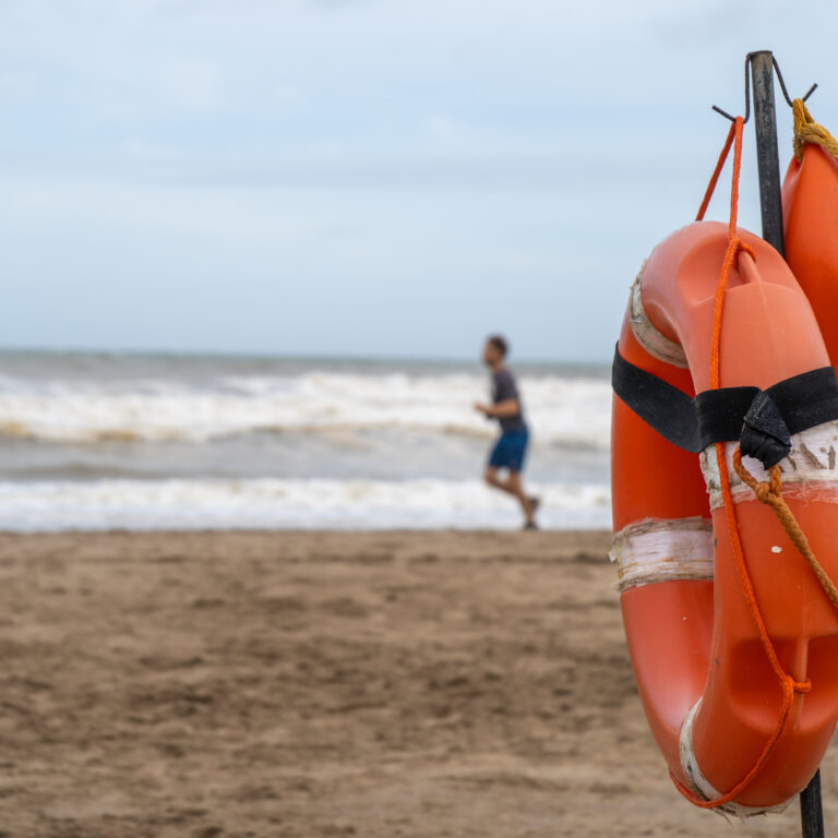 Water safety warning issued as hot weather continues across half term
