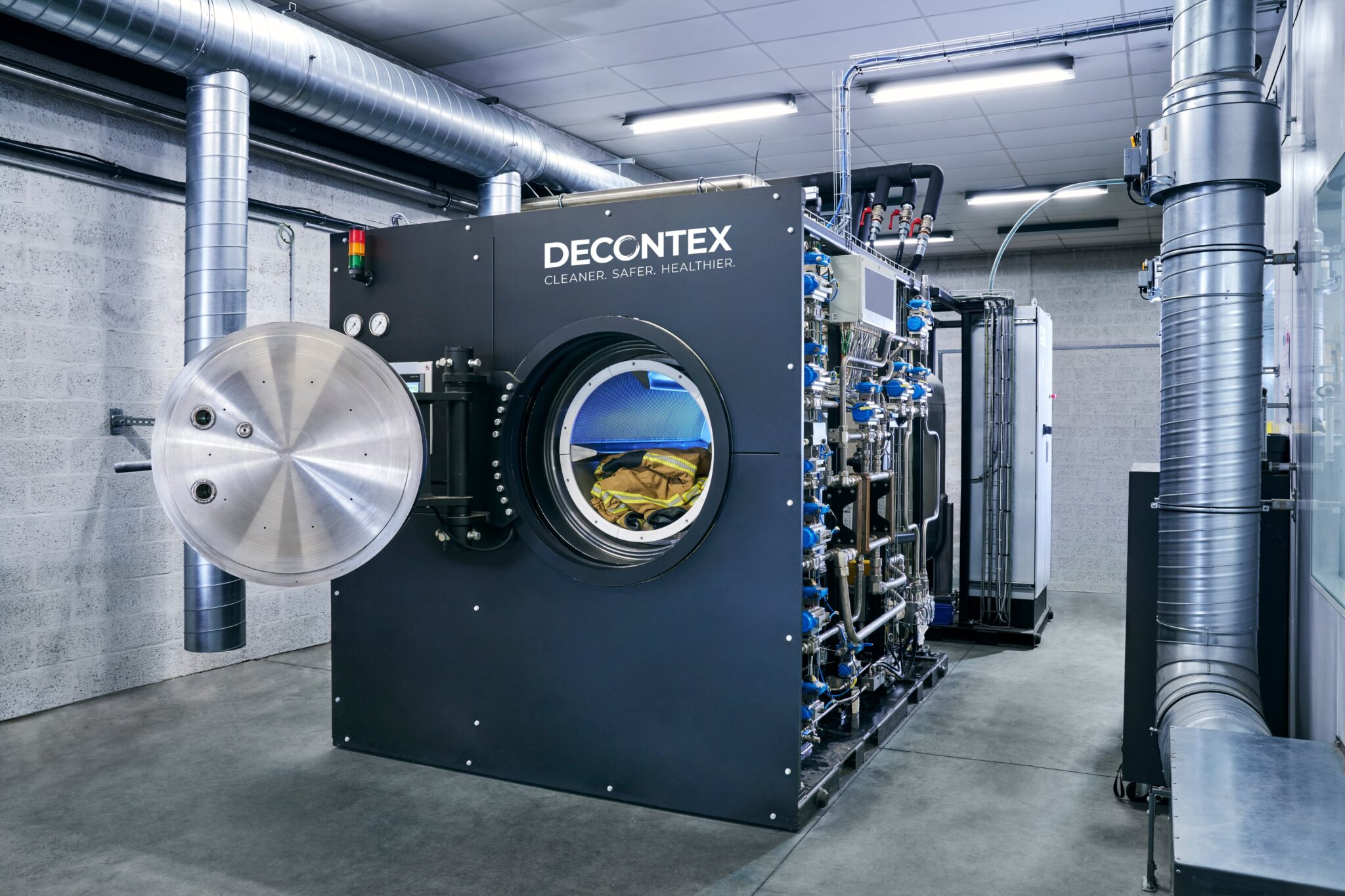 Decontex joins NFCC National Firefighter PPE Framework for specialist decontamination