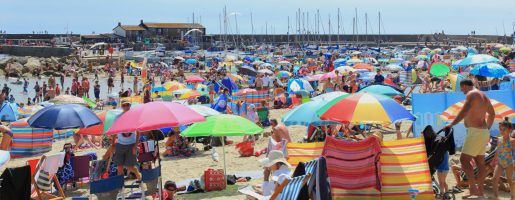 Lyme,Regis,,Uk-,August,7,,2018:tourists,Enjoying,Another,Hot,And