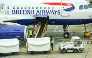 London,Gatwick,Airport,,England,-,April,2019:,Workers,With,A