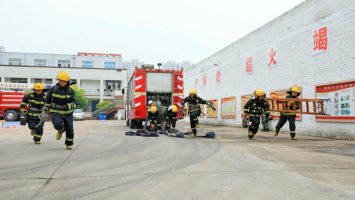 Luannan,County,,China,-,July,9,,2019:,Firefighters,Are,Undergoing